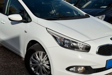 Kia ceed / Ceed 106.879 km 6.990 &euro; Berlin 13089
