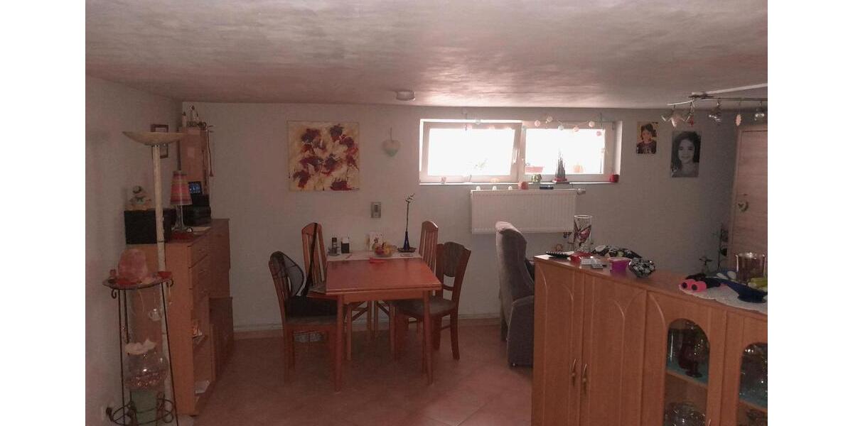 Etagenwohnung Hohenaspe - 2 Zimmer, 50 m&sup2;, 250&euro; | Angebot:26391818