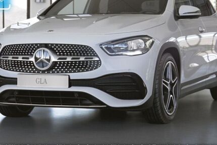 Mercedes-Benz GLA 200 24.766 km 29.990 &euro; München 80636