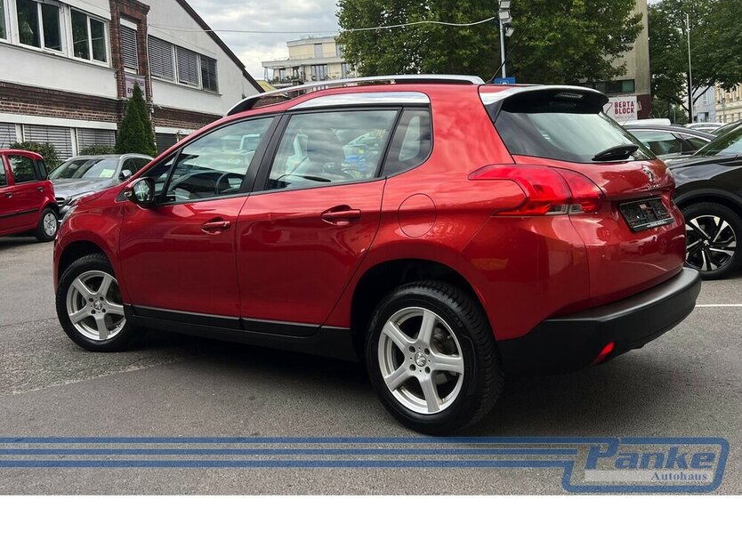 Peugeot 2008 Active*AHK*Navi*Klima*PDC*1-Hand*Chrom* 149.870 km 6.490 € Berlin 13187