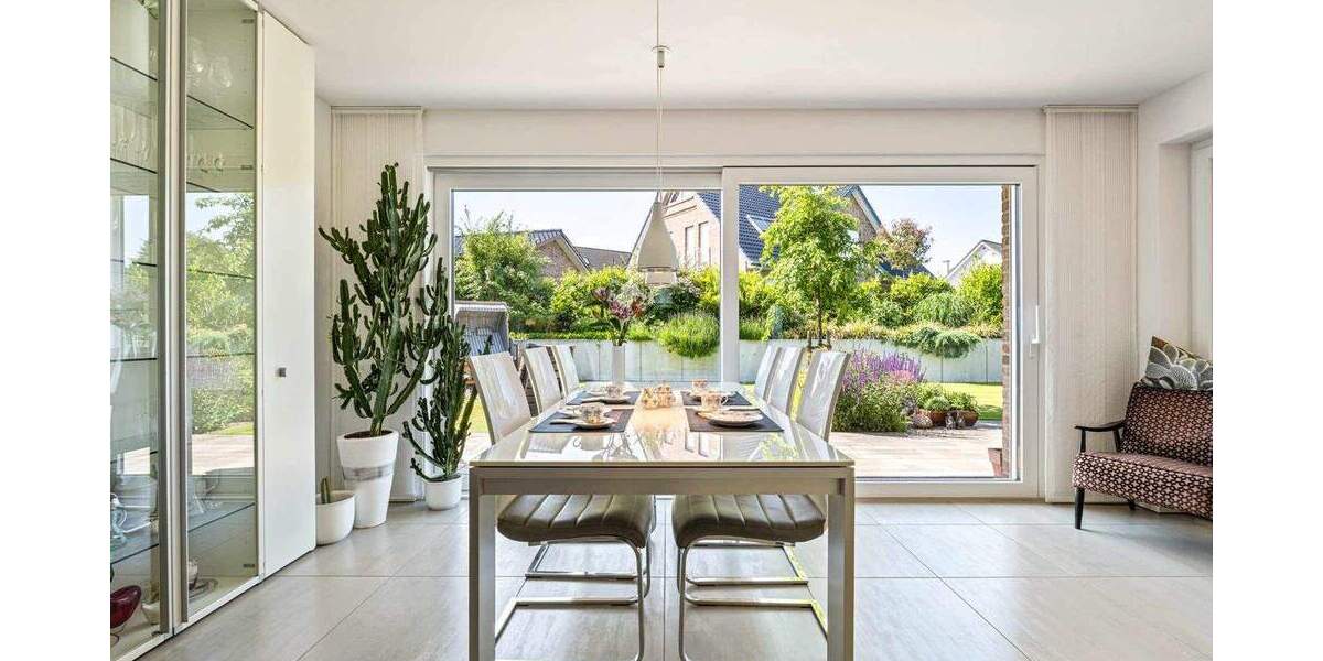 Scharbeutz: Ebenerdiges Wohnen mit Zukunft - Hochwertiger Bungalow mit Ausbaureserve Walmdach! 3 zimmer