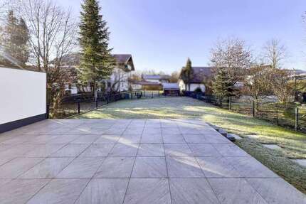 Haus zum Kaufen in Bruckmühl 1.095.000 € 140 m² 6 zimmer