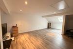 Mehrfamilienhaus, Wohnhaus Schiffweiler - 6 Zimmer, 184 m&sup2;, 265.000&euro; | Angebot:26290831