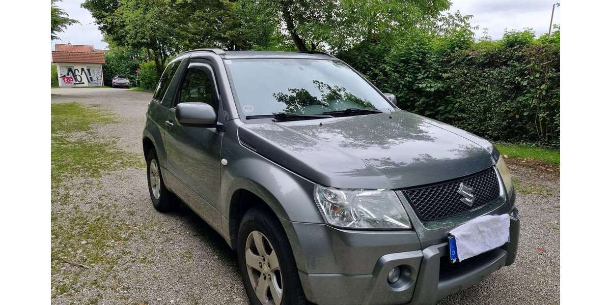Suzuki Grand Vitara 52.000 km 8.990 &euro; Neusäß 86356