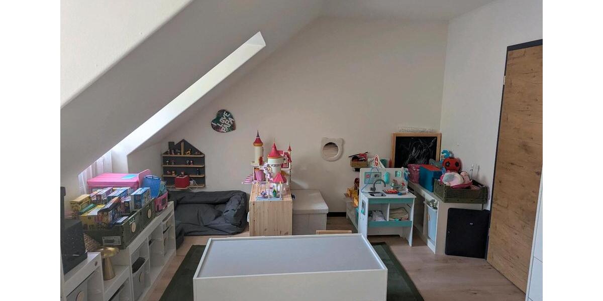 Reihenhaus Schmidmühlen - 5.5 Zimmer, 130 m&sup2;, 1.420&euro; | Angebot:26417745