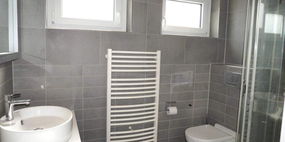 Sonne bis zum Abend auf der Terrasse - viel Platz zum Leben & neue Hybridheizung in Lev. - Opladen! 5 zimmer