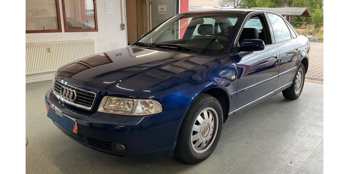 Audi A4 124.839 km 4.950 &euro; Limbach-Oberfrohna 09212