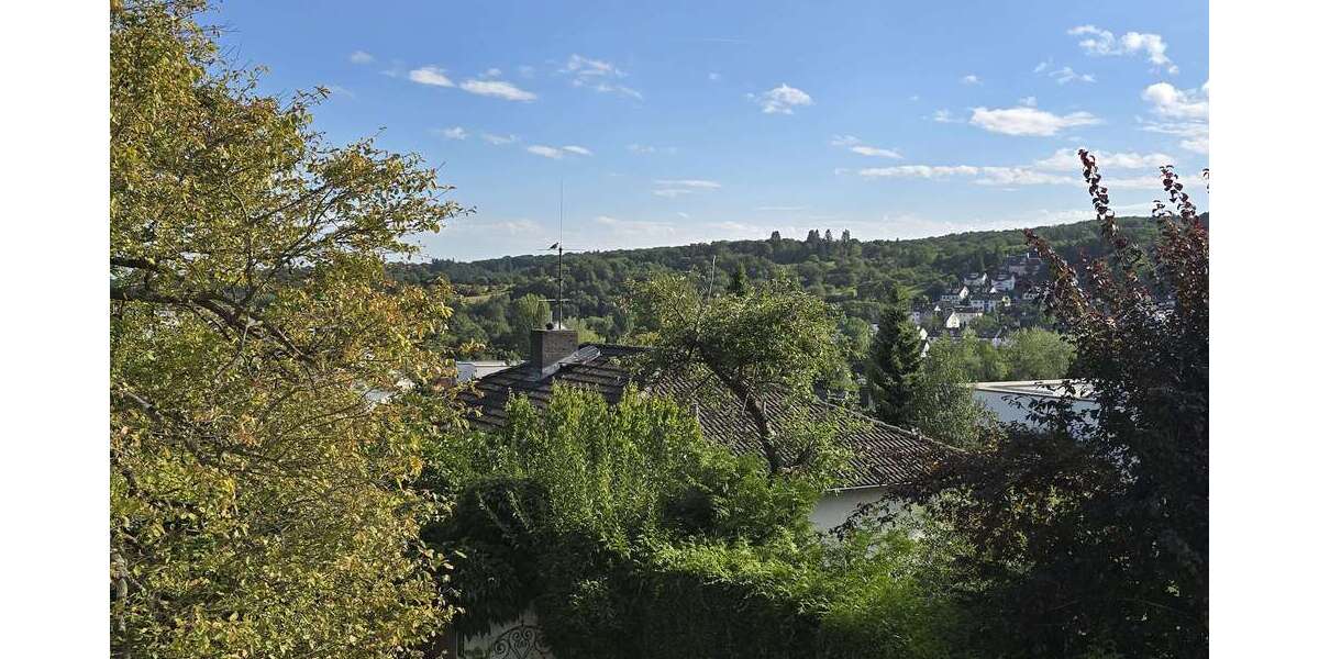 Einfamilienhaus Wiesbaden Bierstadt - 8 Zimmer, 280 m&sup2;, 459.000&euro; | Angebot:26694016