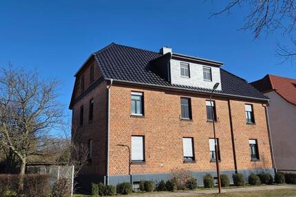 Exklusives Mehrfamilienhaus mit 5,5 % Rendite in Osterburg zimmer