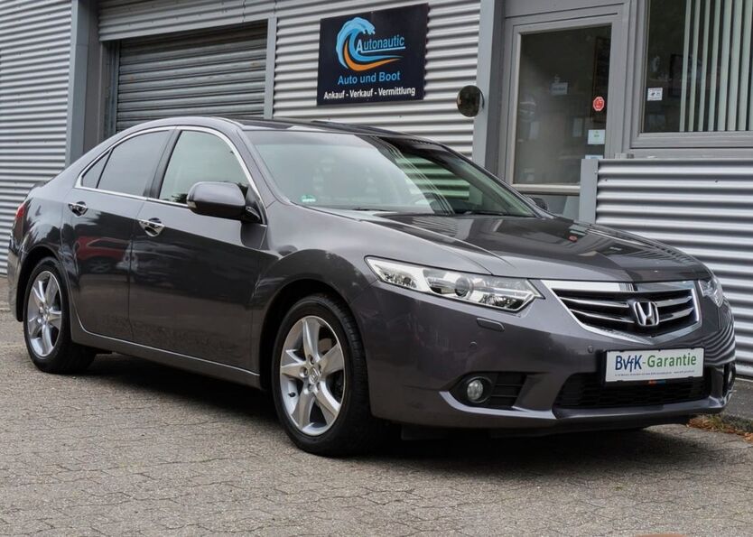 Honda Accord 90.000 km 15.450 € Kleve-Donsbrüggen 47533