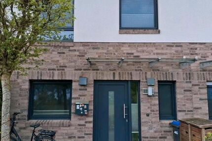 Haus Weyhe - 5 Zimmer, 141 m&sup2;, 1.750&euro; | Angebot:26641324