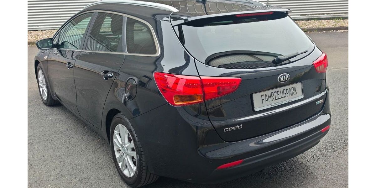 Kia ceed / Ceed 158.002 km 8.379 &euro; Siegen 57080