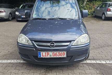 Opel Combo 212.000 km 600 &euro; Detmold 32756