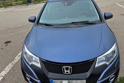 Honda Civic 123.500 km 10.900 &euro; Grünwald 82031