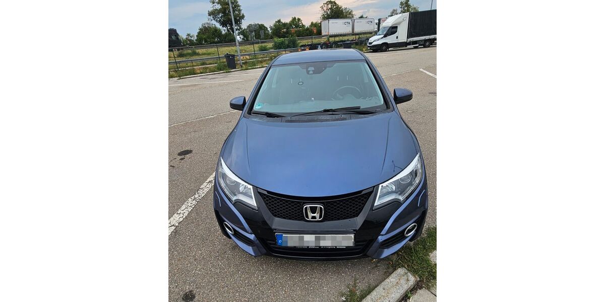 Honda Civic 123.500 km 10.900 &euro; Grünwald 82031