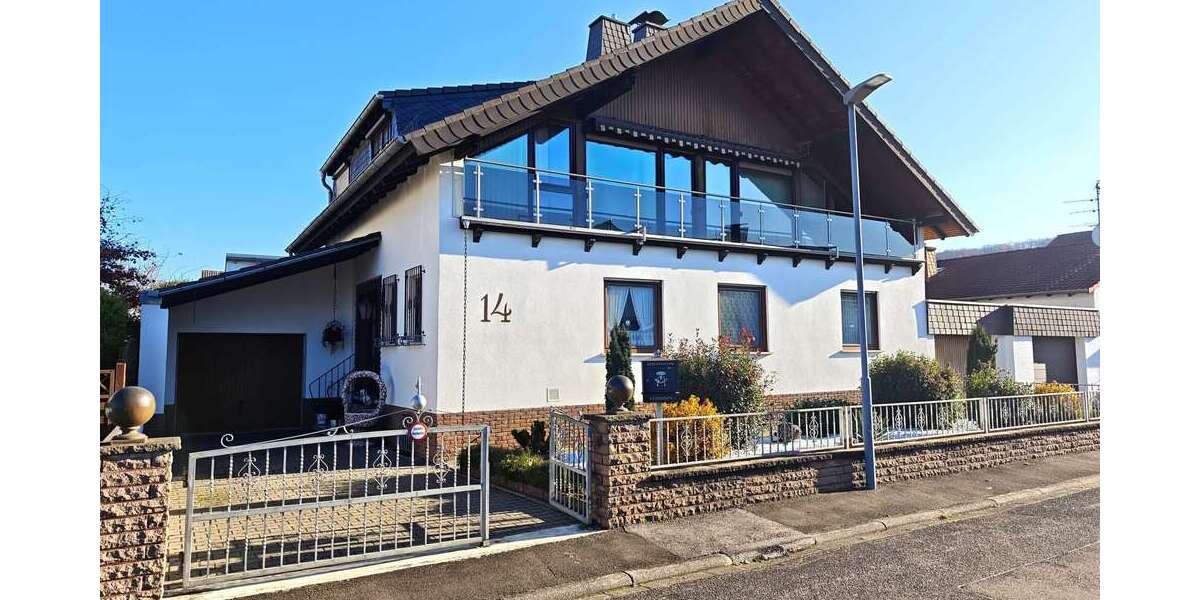 Haus zum Kaufen in Gau-Algesheim 645.000 € 210 m² 5 zimmer