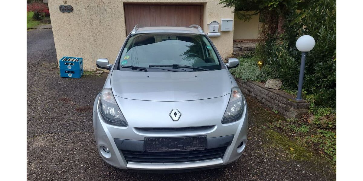 Renault Clio 183.000 km 2.990 &euro; Berglen 73663