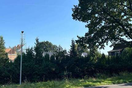 Grundstück zu verkaufen in Adelheidsdorf 90.000 € 635 m² zimmer