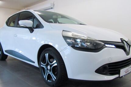 Renault Clio 107.000 km 6.390 &euro; Oldenburg 26125
