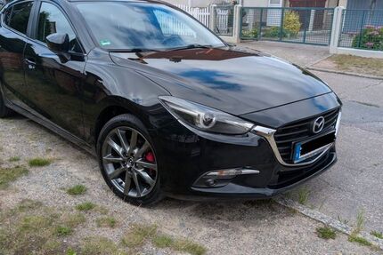 Mazda 3 109.182 km 11.999 &euro; Rostock 18069