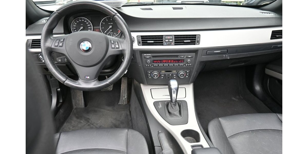 BMW 320 iAut Cabrio Klimaaut Leder BiXen PDC 18Alus 106.000 km 16.500 &euro; Seevetal - Hittfeld 21218