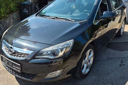 Opel Astra 216.100 km 2.999 &euro; Nattheim 89564