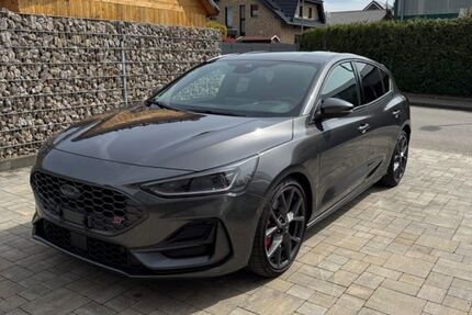 Ford Focus 24.000 km 31.500 &euro; Zülpich 53909
