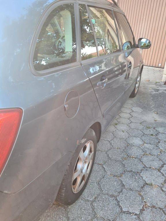 Skoda Fabia 167.000 km 2.750 € Hengersberg 94491
