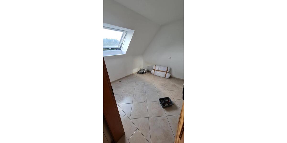 Etagenwohnung Gummersbach Berstig Süd - 2 Zimmer, 45 m&sup2;, 670&euro; | Angebot:25994175