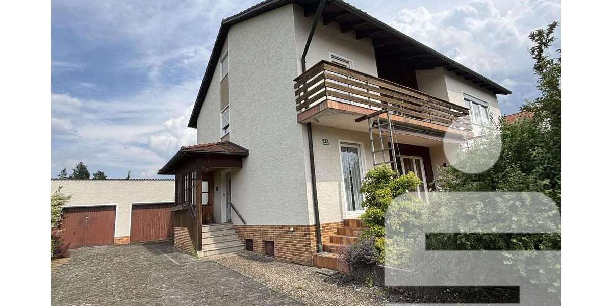Einfamilienhaus Pfreimd - 7 Zimmer, 200 m&sup2;, 398.000&euro; | Angebot:25202300