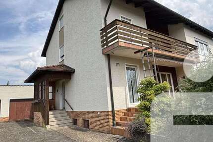 Haus Pfreimd - 7 Zimmer, 200 m&sup2;, 398.000&euro; | Angebot:25202300