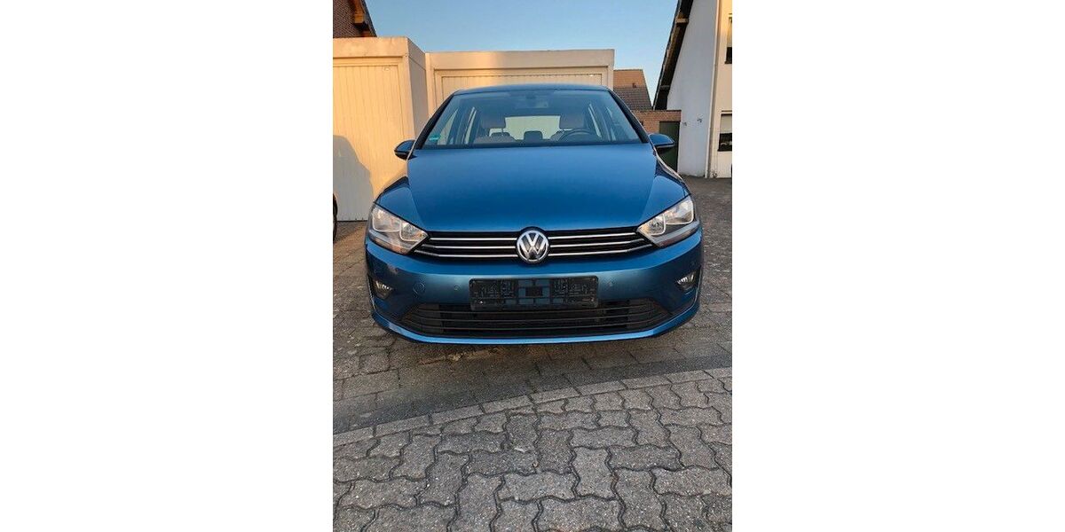 VW Golf Sportsvan 130.000 km 9.890 &euro; Kleve 47533