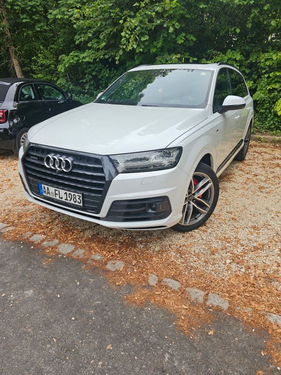Q7