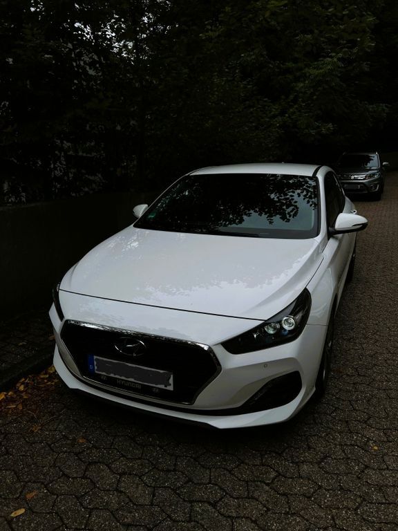 i30