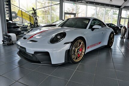 Porsche 992 1.060 km 218.800 &euro; München 81829