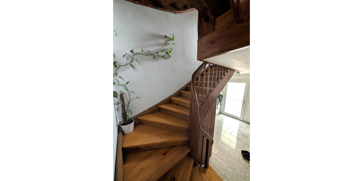 Neuental, EFH + Nebengeb. - Einfamilienhaus Neuental | Angebot:26110078