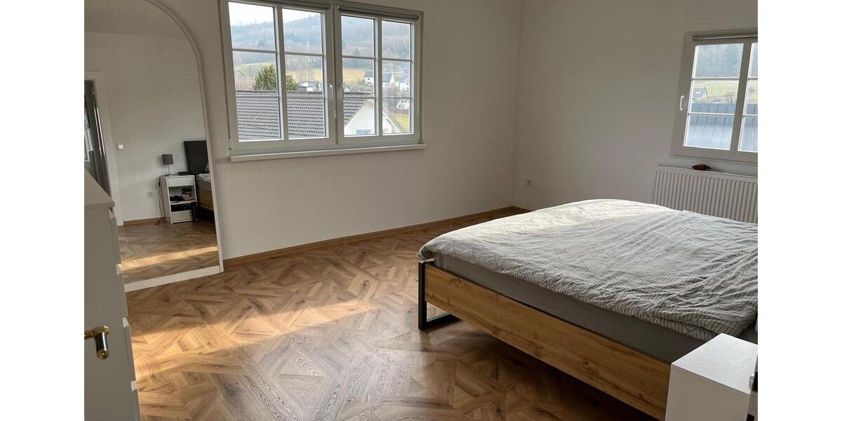 Einfamilienhaus Kirchhundem - 4 Zimmer, 127 m&sup2;, 1.300&euro; | Angebot:24659346