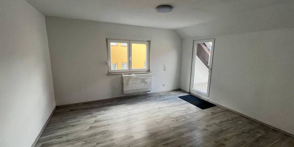 Mehrfamilienhaus, Wohnhaus Hardheim - 6 Zimmer, 180 m&sup2;, 385.000&euro; | Angebot:25706815