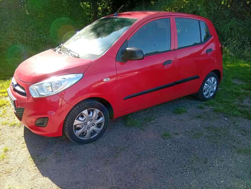 i10