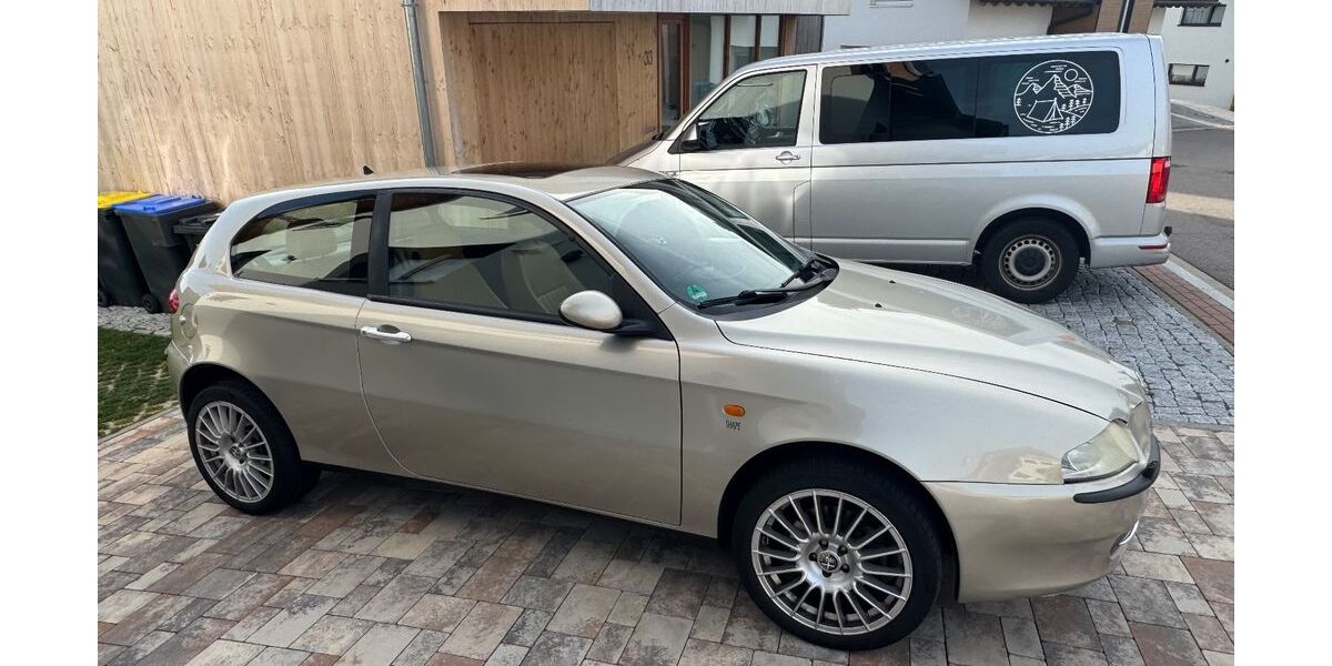Alfa Romeo 147 120.241 km 2.500 &euro; St. Märgen 79274