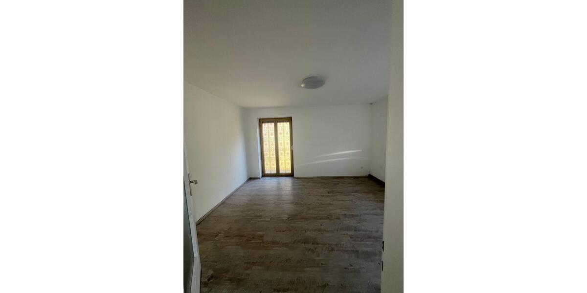 Einfamilienhaus Bad Abbach - 6 Zimmer, 141 m&sup2;, 1.800&euro; | Angebot:26373038
