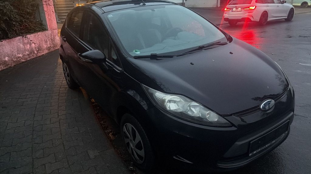 Ford Fiesta 138.000 km 2.950 &euro; Berlin 10245