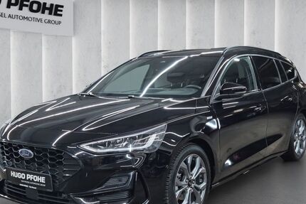Ford Focus 41.418 km 23.450 &euro; Hamburg 22047