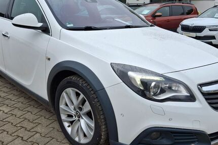 Opel Insignia 154.047 km 9.190 € Chemnitz 09113