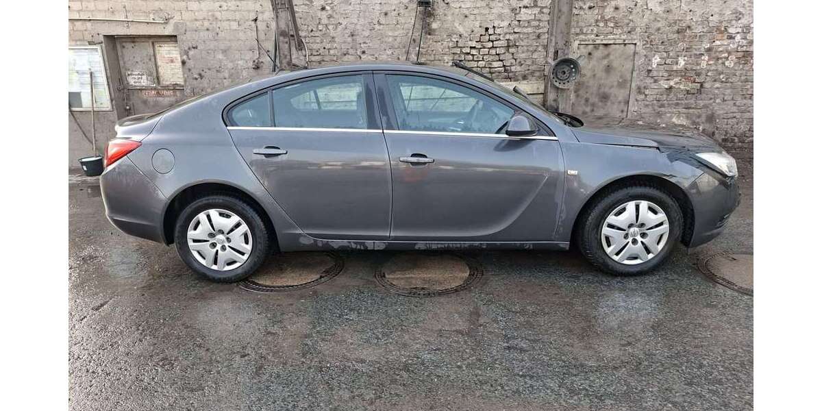 Opel Insignia 177.000 km 1.500 &euro; Reisholz (Düsseldorf) 40599