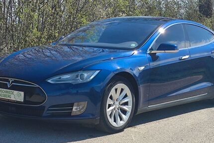 Tesla Model S 149.000 km 22.800 &euro; Schleswig-Holstein - Ringsberg 24977