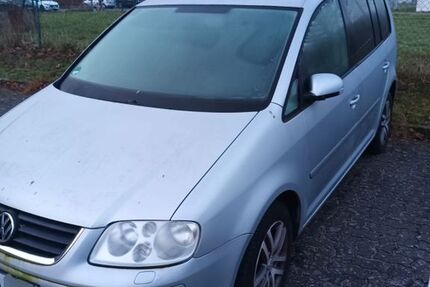 VW Touran 232.567 km 800 &euro; Elmshorn 25335
