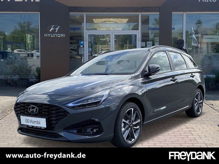 i30