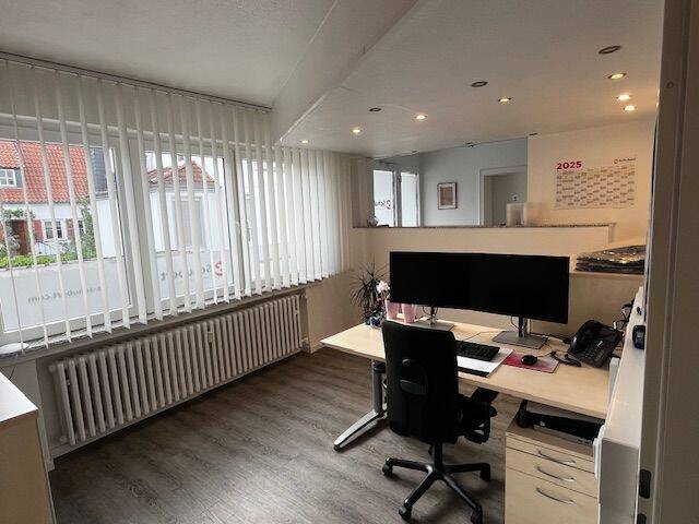 Gewerbeobjekt Lippstadt Kernstadt - 4 Zimmer, 126 m&sup2;, 1.350&euro; | Angebot:25664642