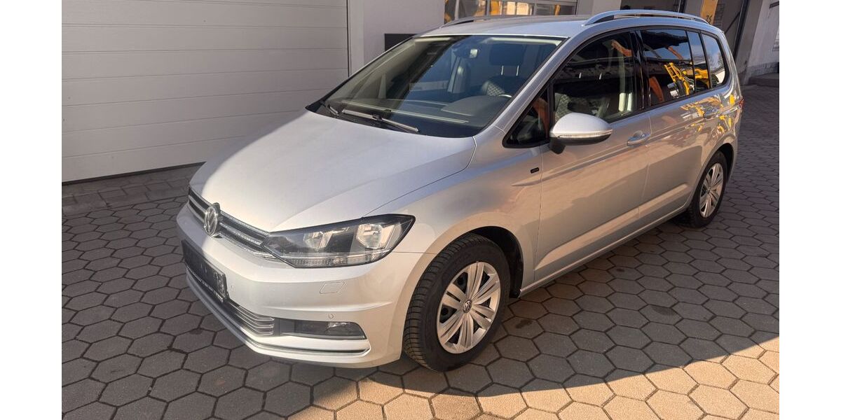 VW Touran 147.000 km 13.500 &euro; Eschlkam 93458